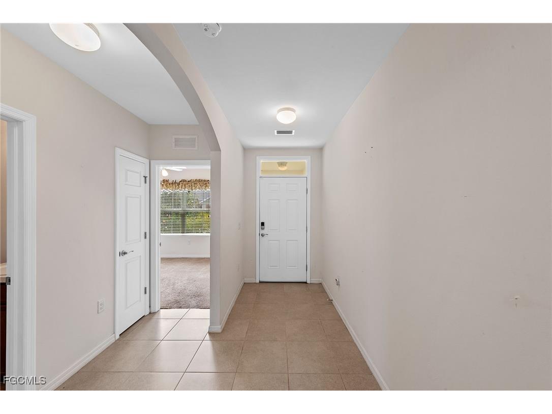 10528 Canal Brook Lane Lehigh Acres FL 33936 2025025333 image4