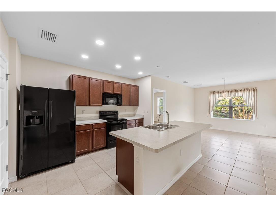 10528 Canal Brook Lane Lehigh Acres FL 33936 2025025333 image9