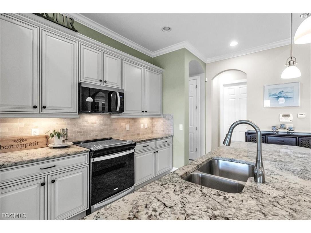 10529 Azzurra Drive Fort Myers FL 33913 2026007561 image14