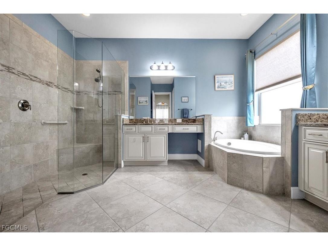 10529 Azzurra Drive Fort Myers FL 33913 2026007561 image21
