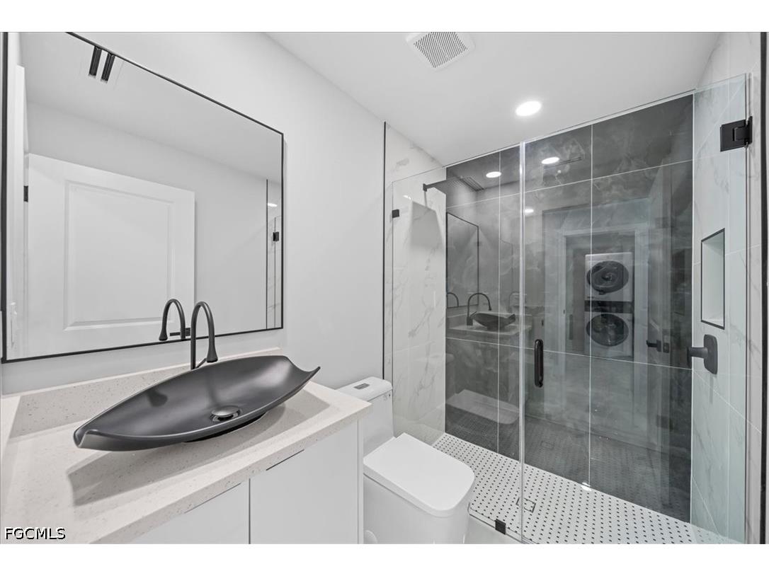 1053 Joponica Avenue S Lehigh Acres FL 33974 2026018251 image6