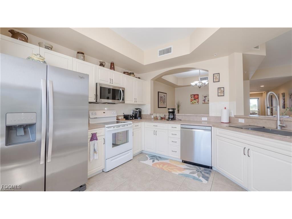 10530 Amiata Way #302 Fort Myers FL 33913 2025016280 image3