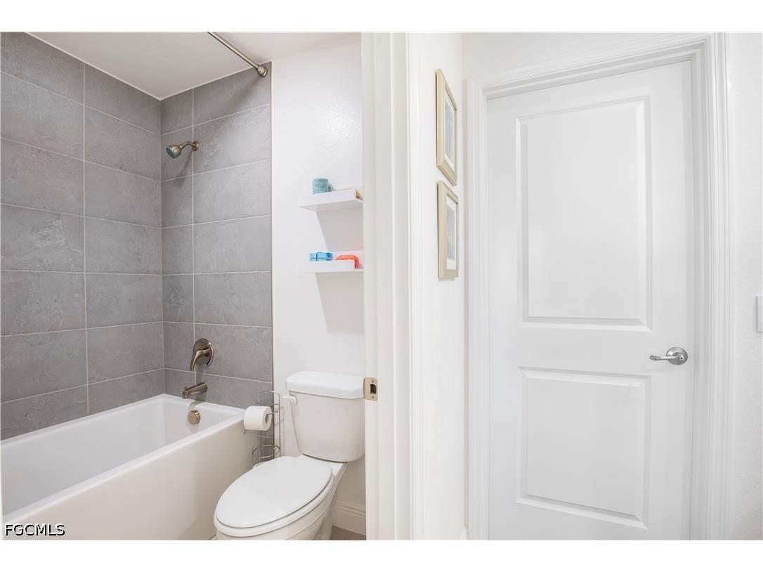 10530 Fountain Palm Circle Bokeelia FL 33922 2026014570 image18
