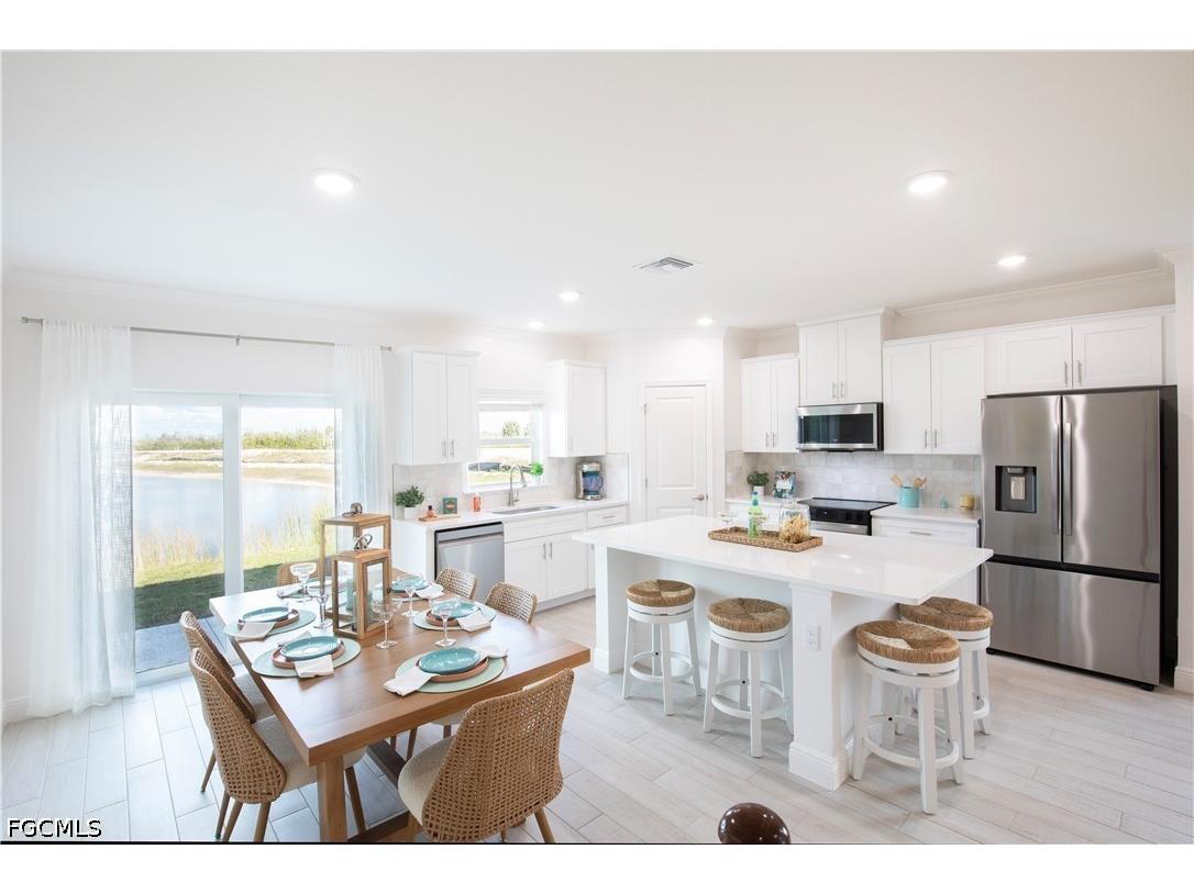 10530 Fountain Palm Circle Bokeelia FL 33922 2026014570 image4