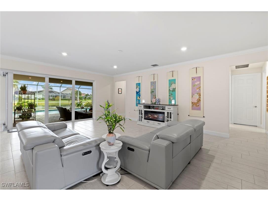 10530 Jackson Square Drive Estero FL 33928 225067728 image20