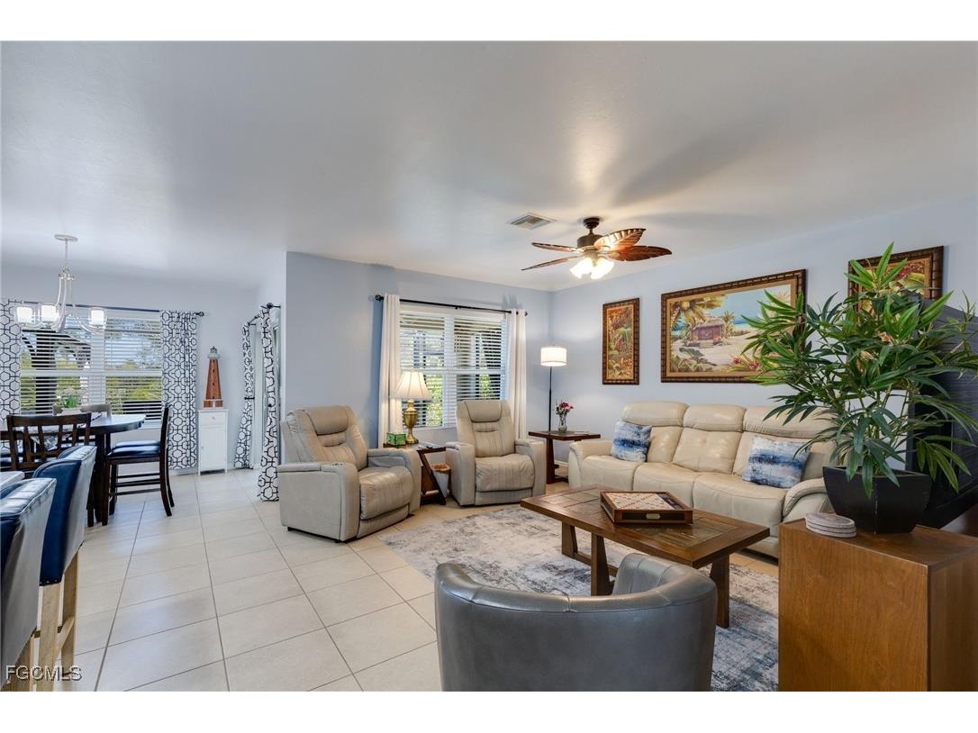 10536 Canal Brook Lane Lehigh Acres FL 33936 2025013962 image4