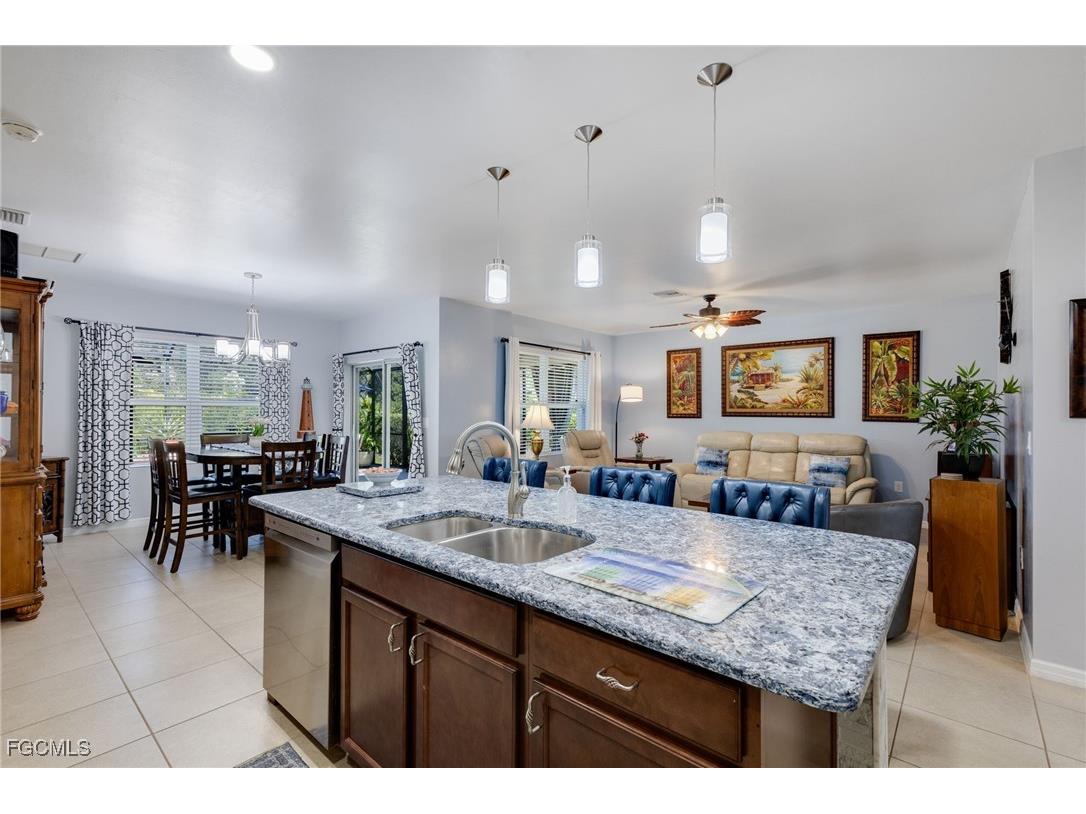 10536 Canal Brook Lane Lehigh Acres FL 33936 2025013962 image7