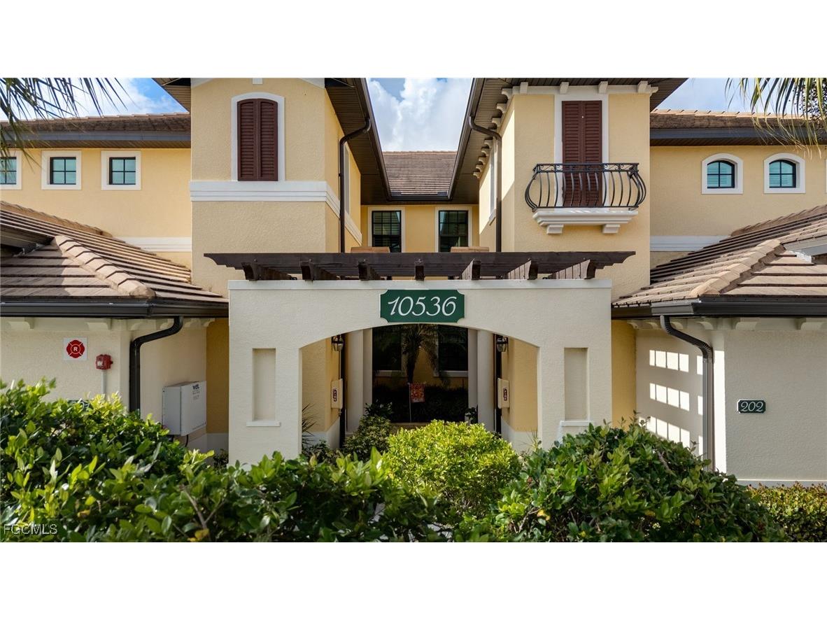 10536 Casella Way #202 Fort Myers FL 33913 2025023268 image1