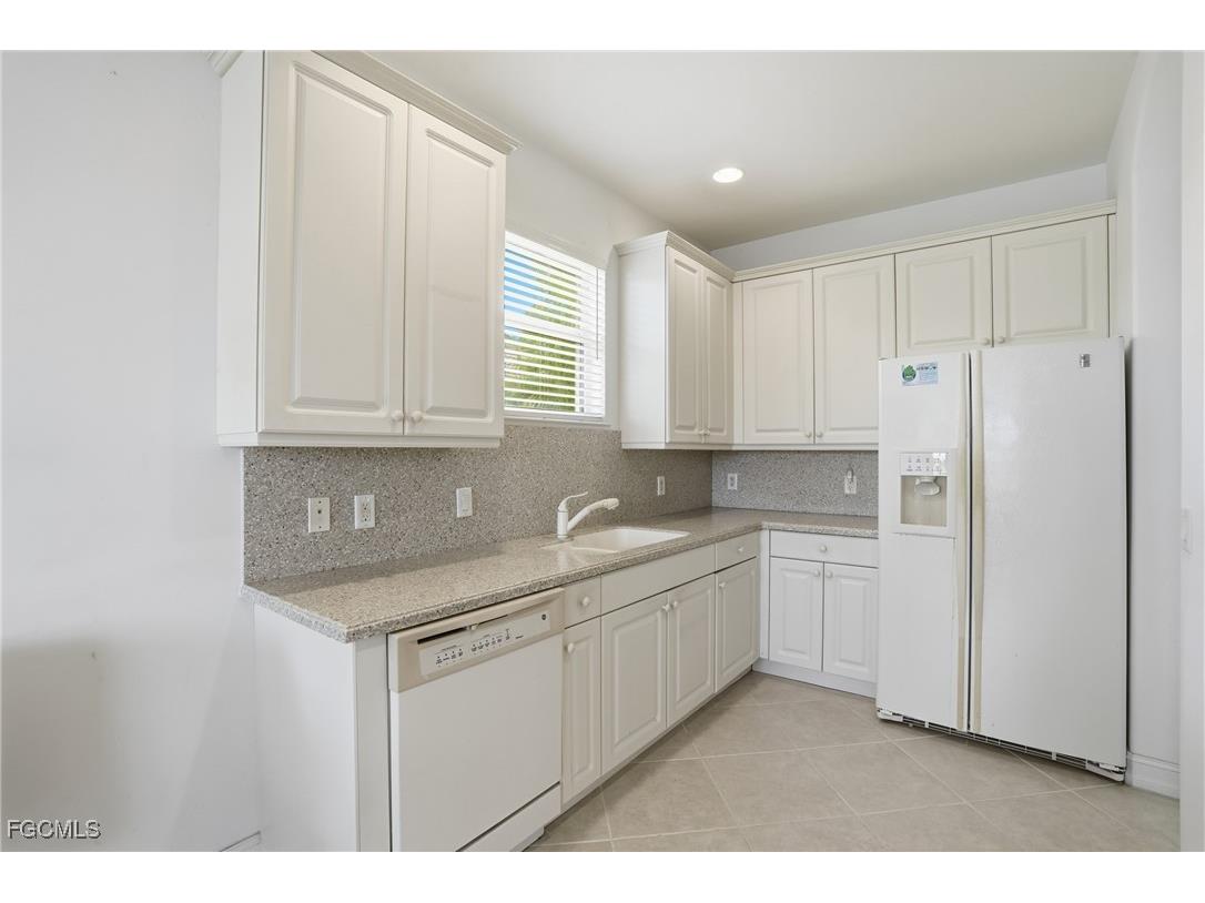 10537 Bella Vista Drive Fort Myers FL 33913 2025024976 image24