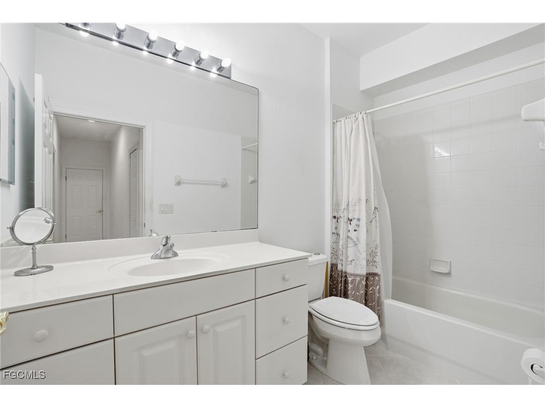 10537 Bella Vista Drive Fort Myers FL 33913 2025024976 image28