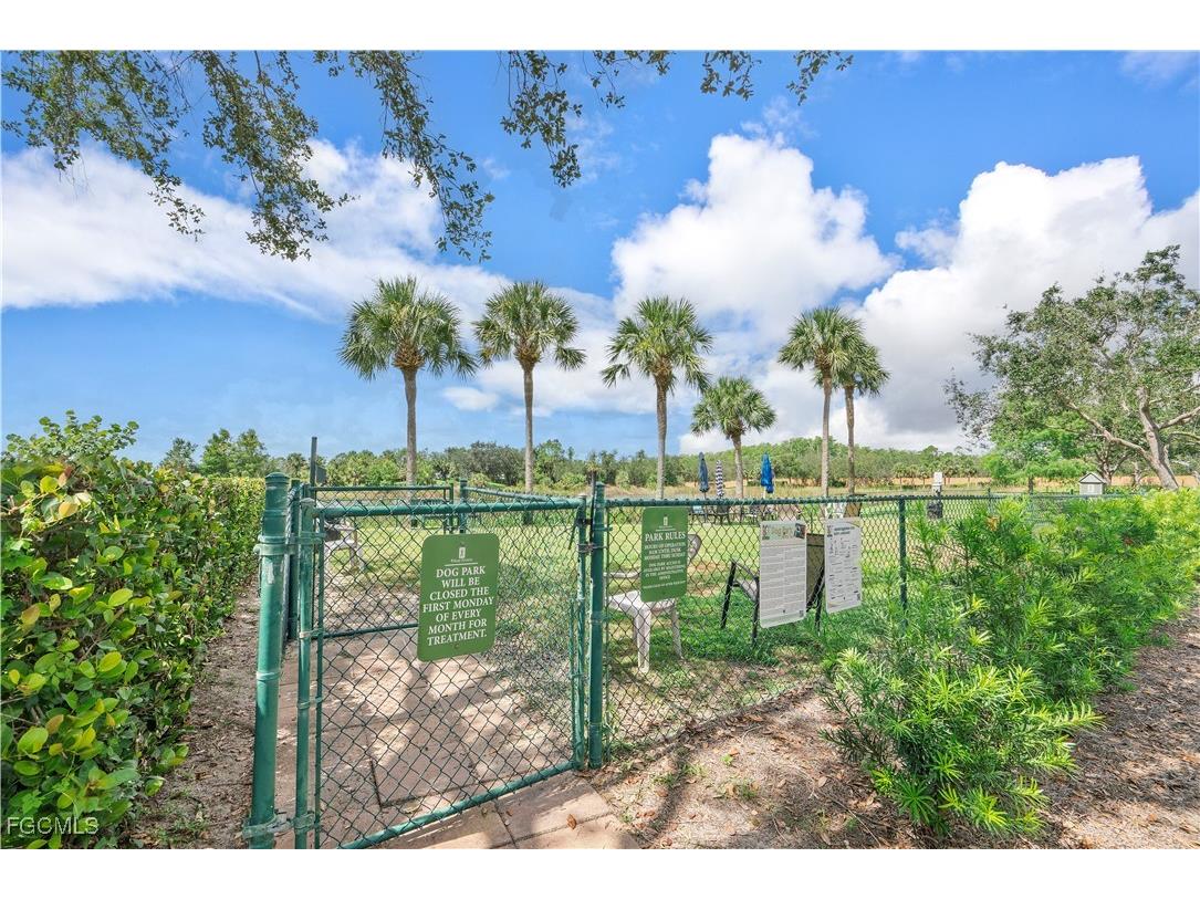 10537 Bella Vista Drive Fort Myers FL 33913 2025024976 image48