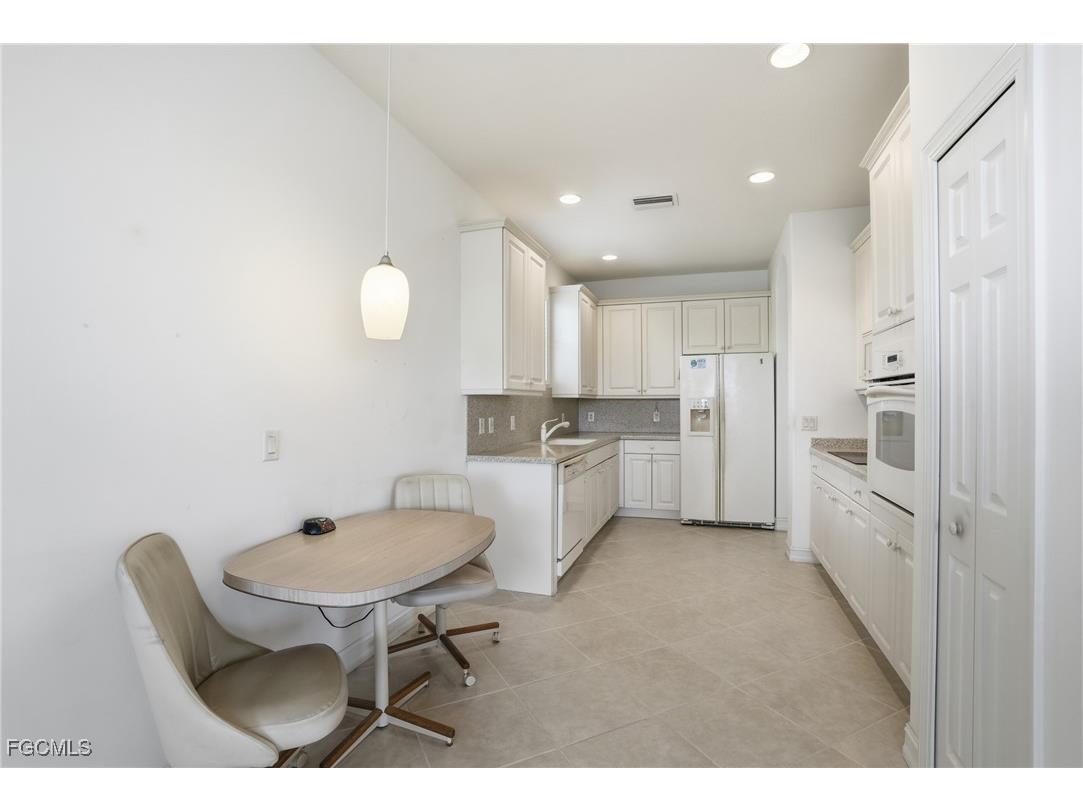 10537 Bella Vista Drive Fort Myers FL 33913 2025024976 image6