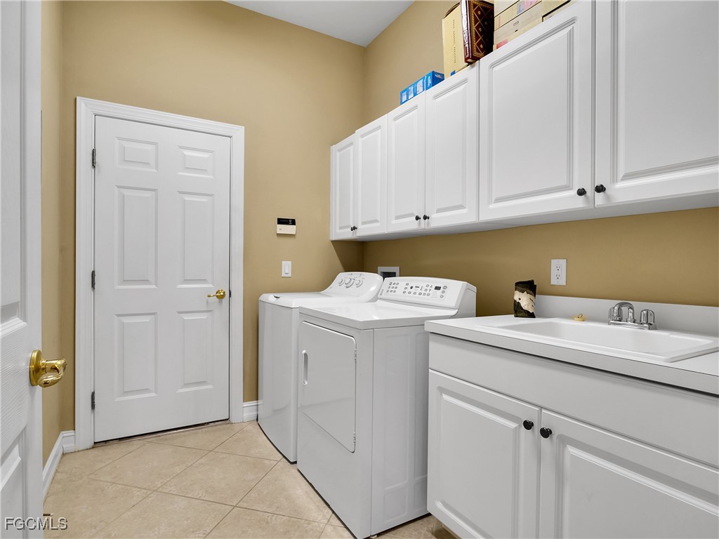 10539 Bellagio Drive Fort Myers FL 33913 2025009474 image33