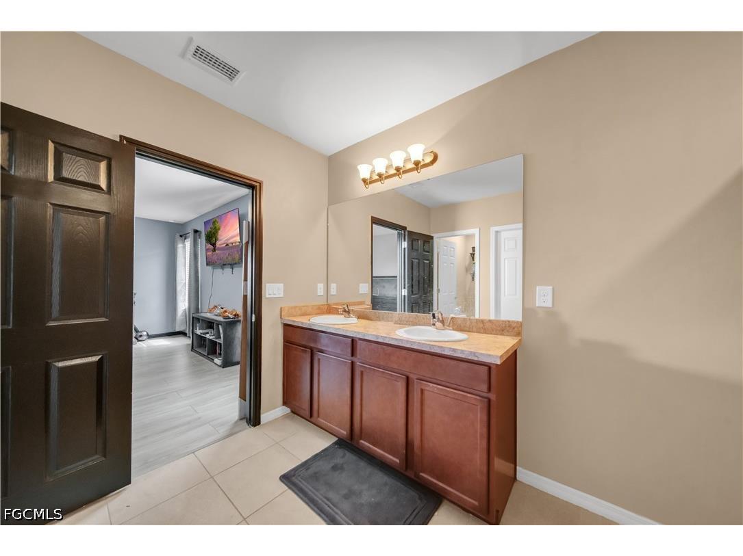 10549 Canal Brook Lane Lehigh Acres FL 33936 2026017459 image25