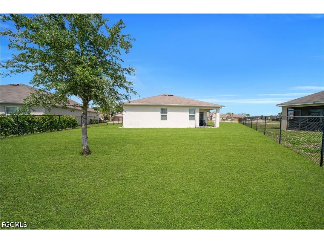 10549 Canal Brook Lane Lehigh Acres FL 33936 2026017459 image32