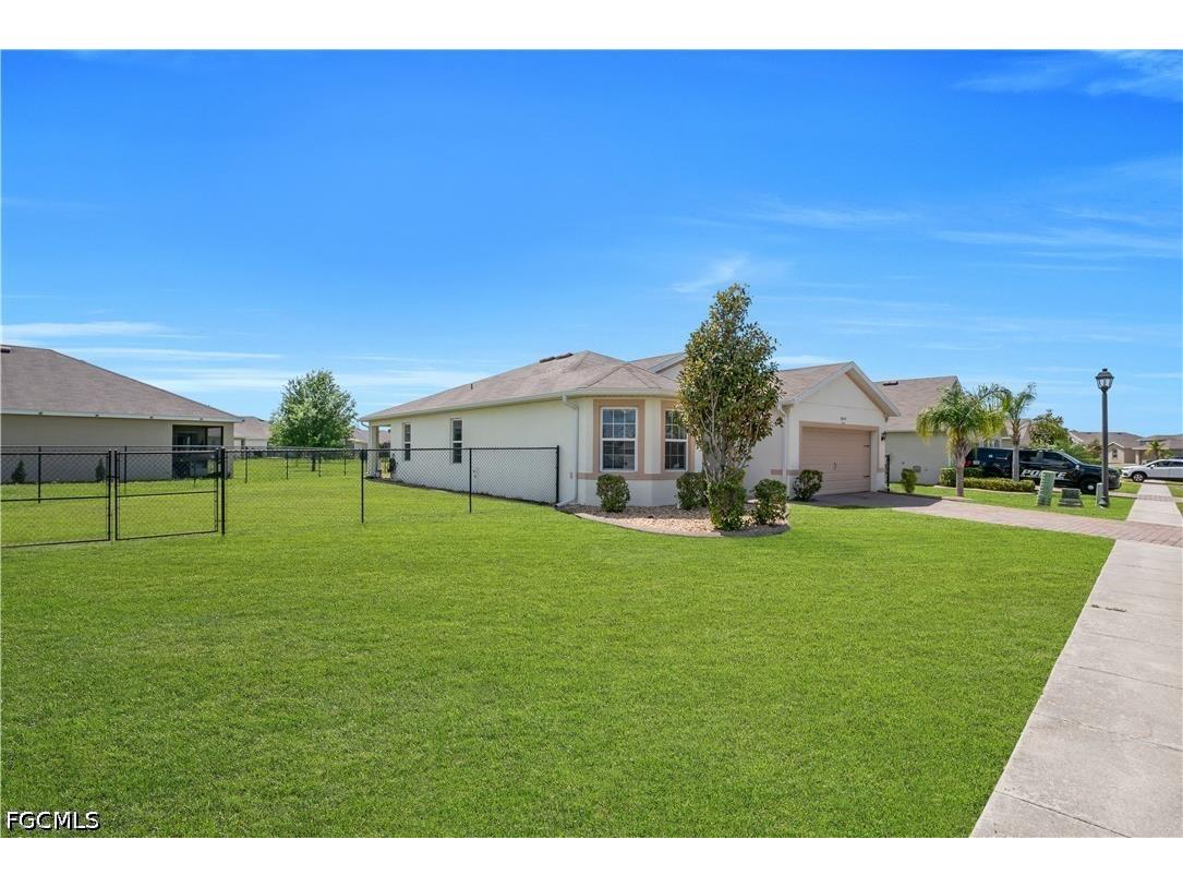 10549 Canal Brook Lane Lehigh Acres FL 33936 2026017459 image33