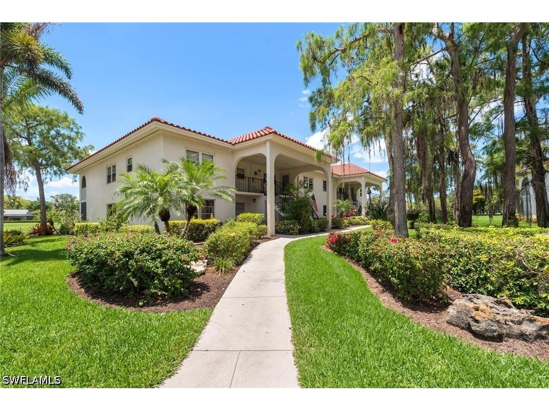1055 Forest Lakes Drive #D114 Naples FL 34105 226020880 image1