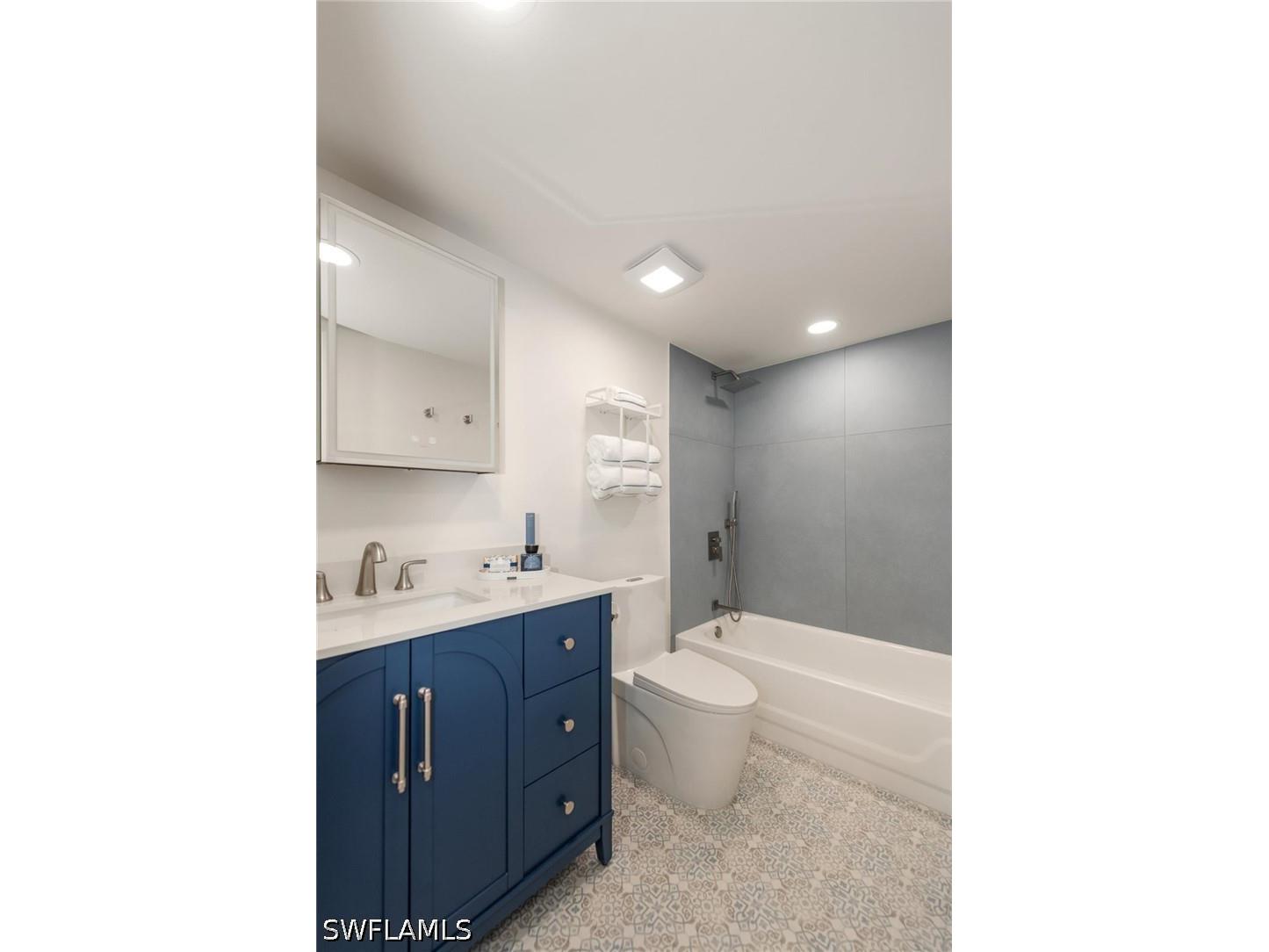1055 Forest Lakes Drive #D114 Naples FL 34105 226020880 image26