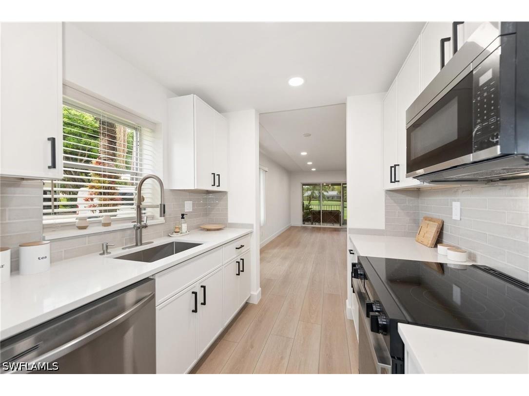 1055 Forest Lakes Drive #D114 Naples FL 34105 226020880 image7