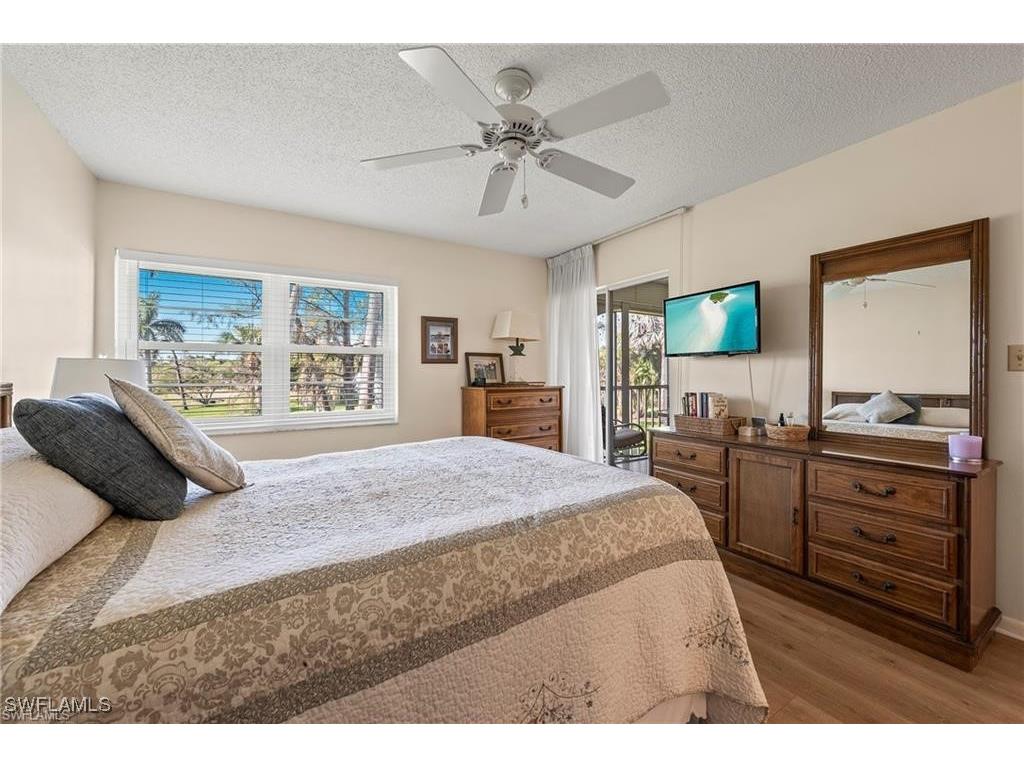 1055 Forest Lakes Drive #E209 Naples FL 34105 226004026 image12