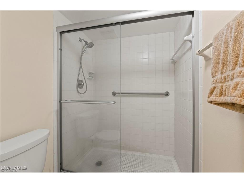 1055 Forest Lakes Drive #E209 Naples FL 34105 226004026 image14