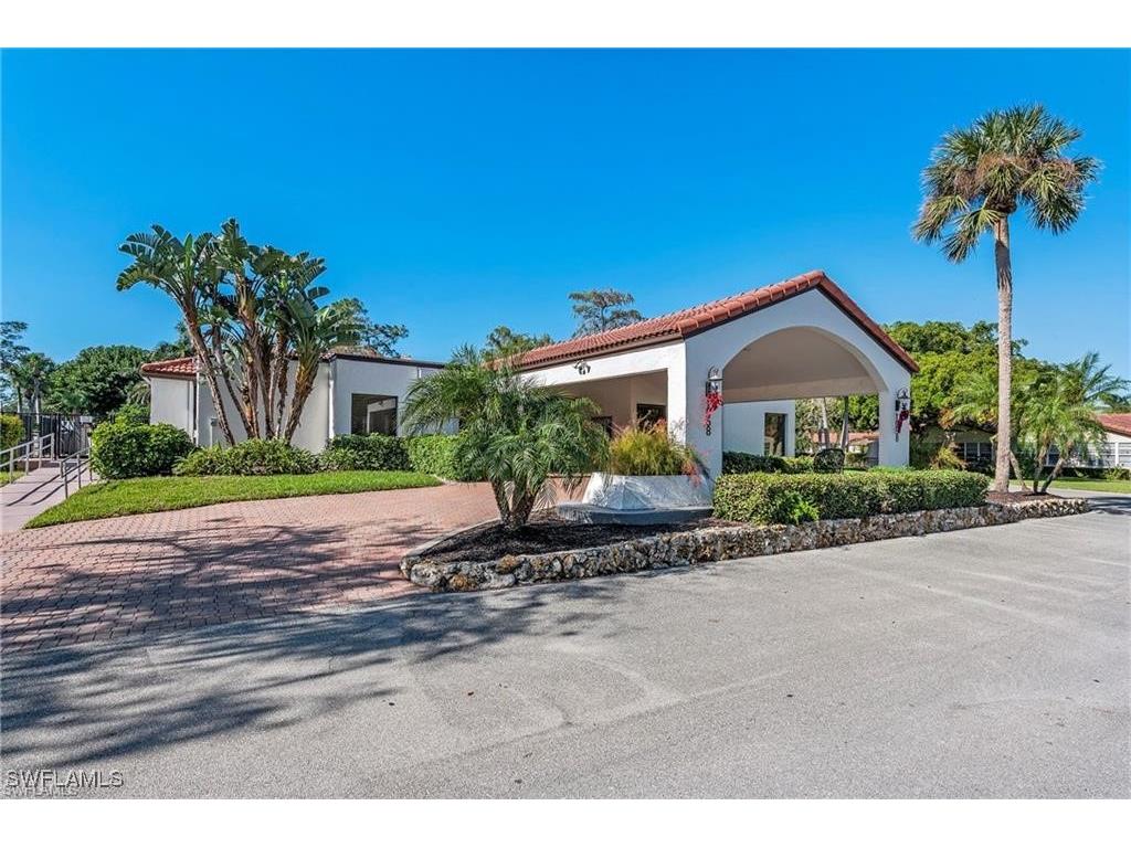 1055 Forest Lakes Drive #E209 Naples FL 34105 226004026 image20