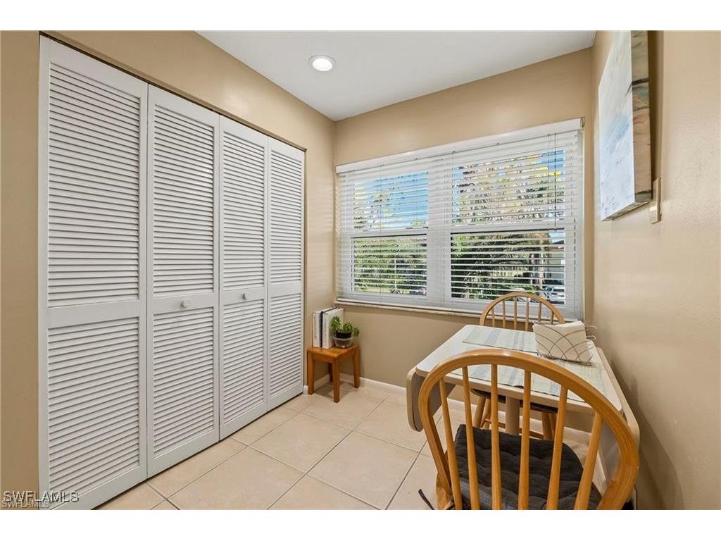 1055 Forest Lakes Drive #E209 Naples FL 34105 226004026 image5