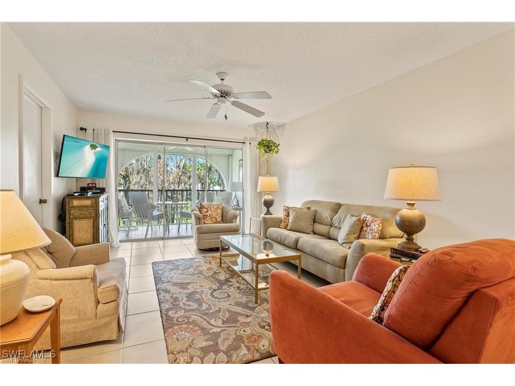 1055 Forest Lakes Drive #E209 Naples FL 34105 226004026 image6