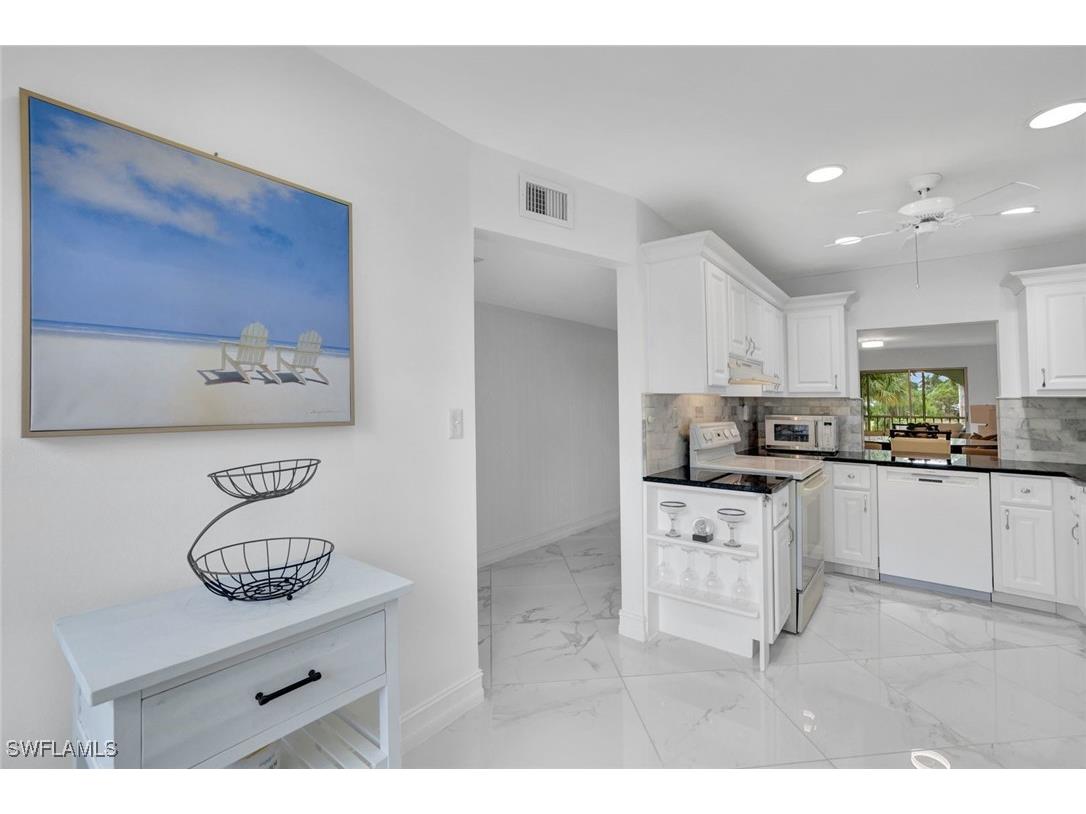 1055 Forest Lakes Drive #F203 Naples FL 34105 225070618 image6