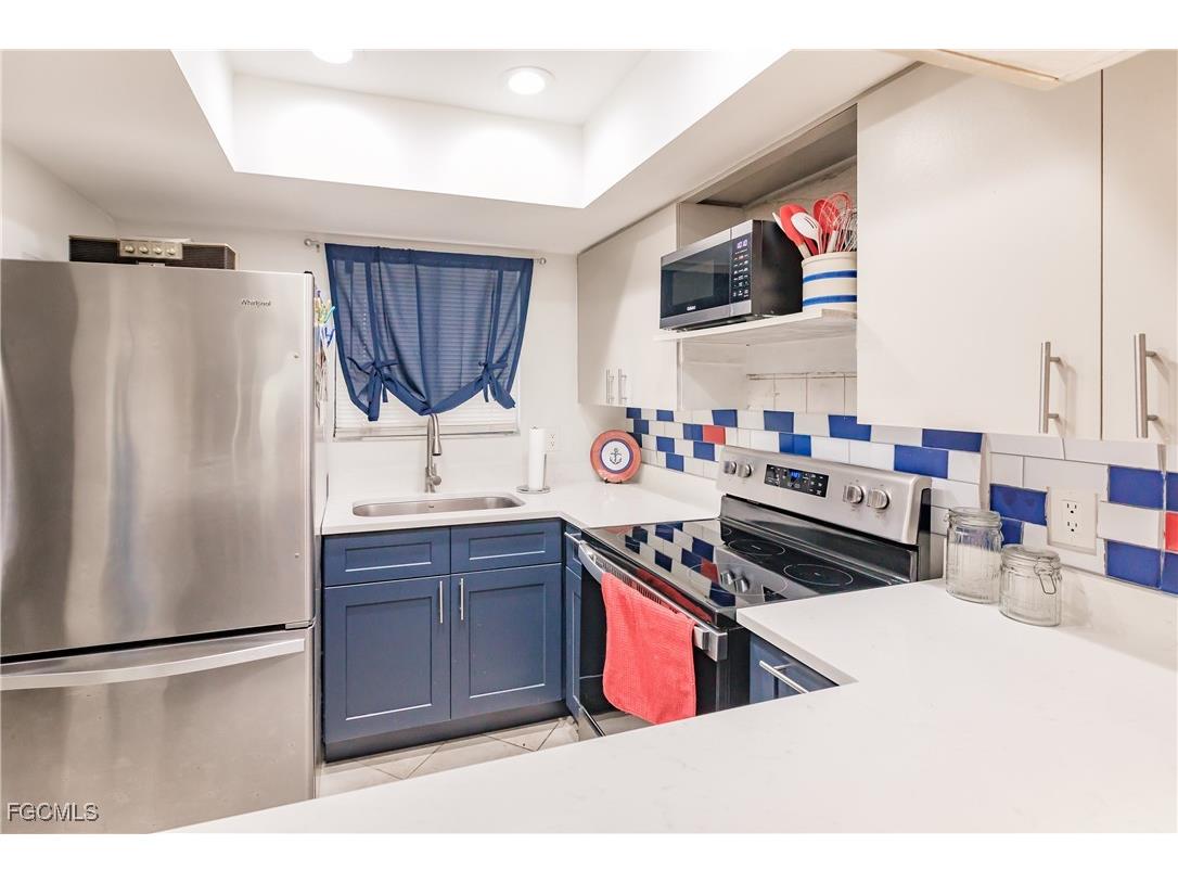 1055 Palm Avenue #216 North Fort Myers FL 33903 2025024058 image10