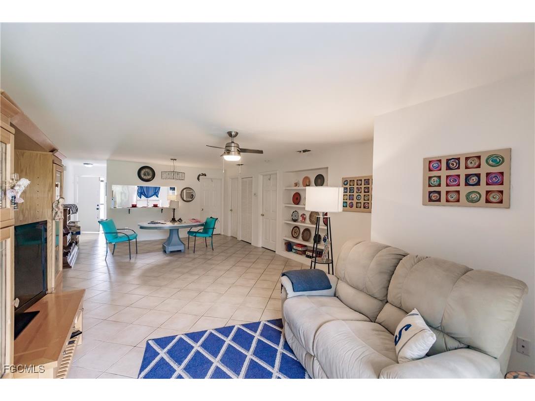 1055 Palm Avenue #216 North Fort Myers FL 33903 2025024058 image4