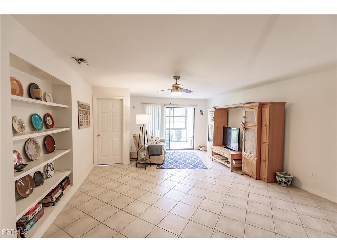 1055 Palm Avenue #216 North Fort Myers FL 33903 2025024058 image6