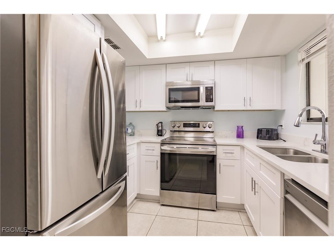 1055 Palm Avenue #217 North Fort Myers FL 33903 2026002253 image4