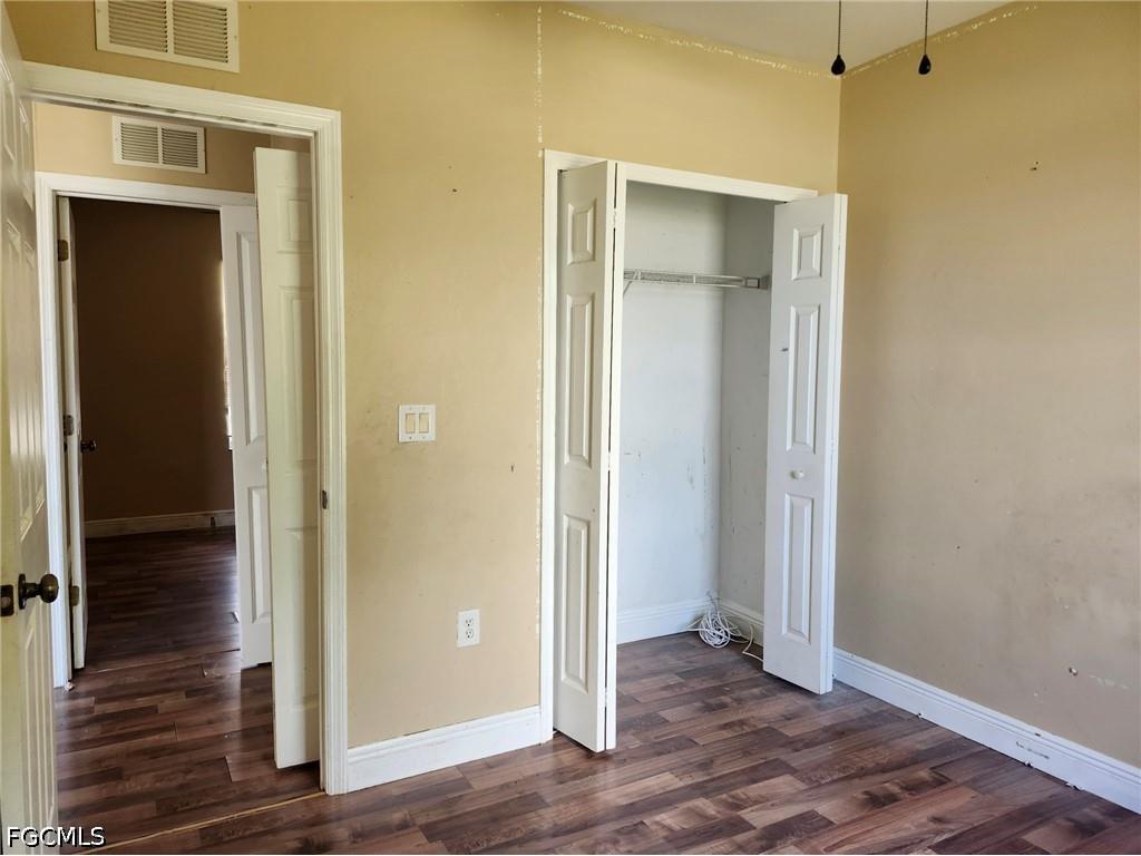 1055 Peach Street Lehigh Acres FL 33974 2026017889 image25