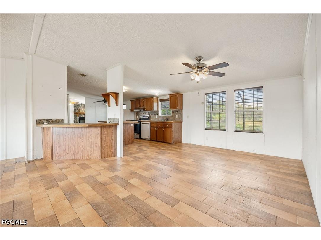 10550 Sharon Drive North Fort Myers FL 33917 2026027925 image4