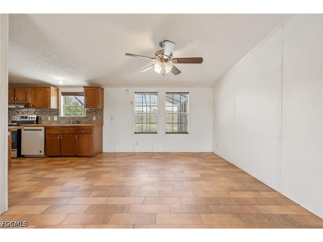 10550 Sharon Drive North Fort Myers FL 33917 2026027925 image5