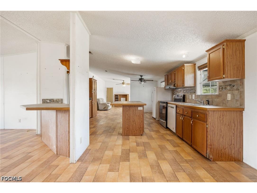 10550 Sharon Drive North Fort Myers FL 33917 2026027925 image8