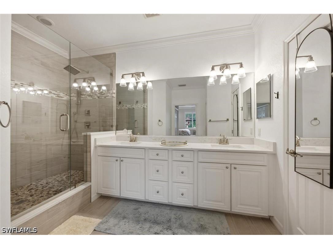 10554 Smokehouse Bay Drive #201 Naples FL 34120 226020936 image23
