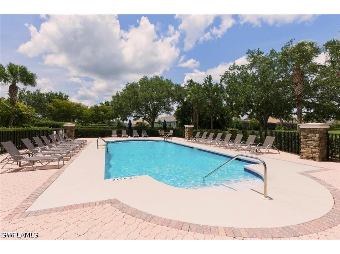 10554 Smokehouse Bay Drive #201 Naples FL 34120 226020936 image48