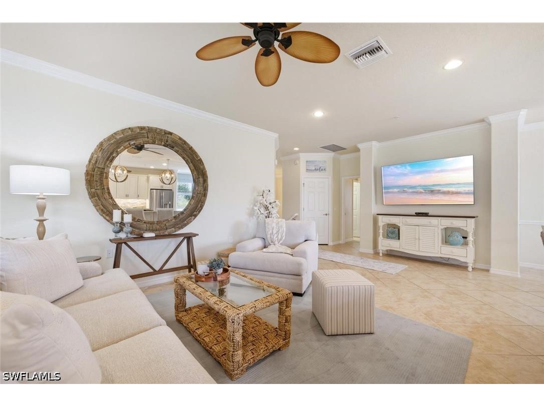 10554 Smokehouse Bay Drive #201 Naples FL 34120 226020936 image5