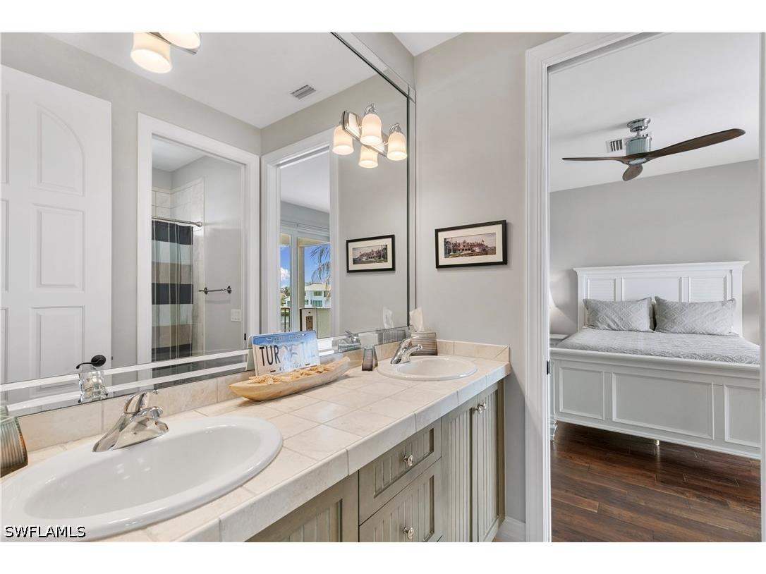 1056 Fieldstone Drive Marco Island FL 34145 226024349 image30