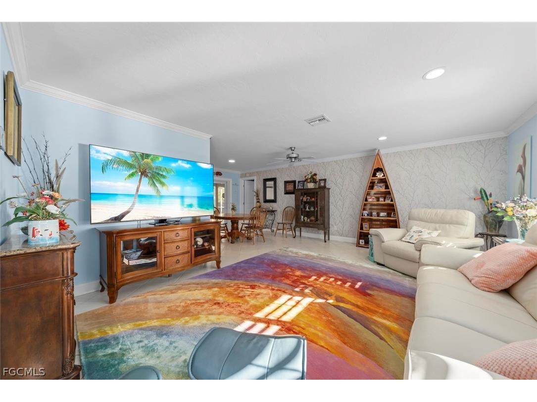 1056 S Yachtsman Drive Sanibel FL 33957 2026003596 image4