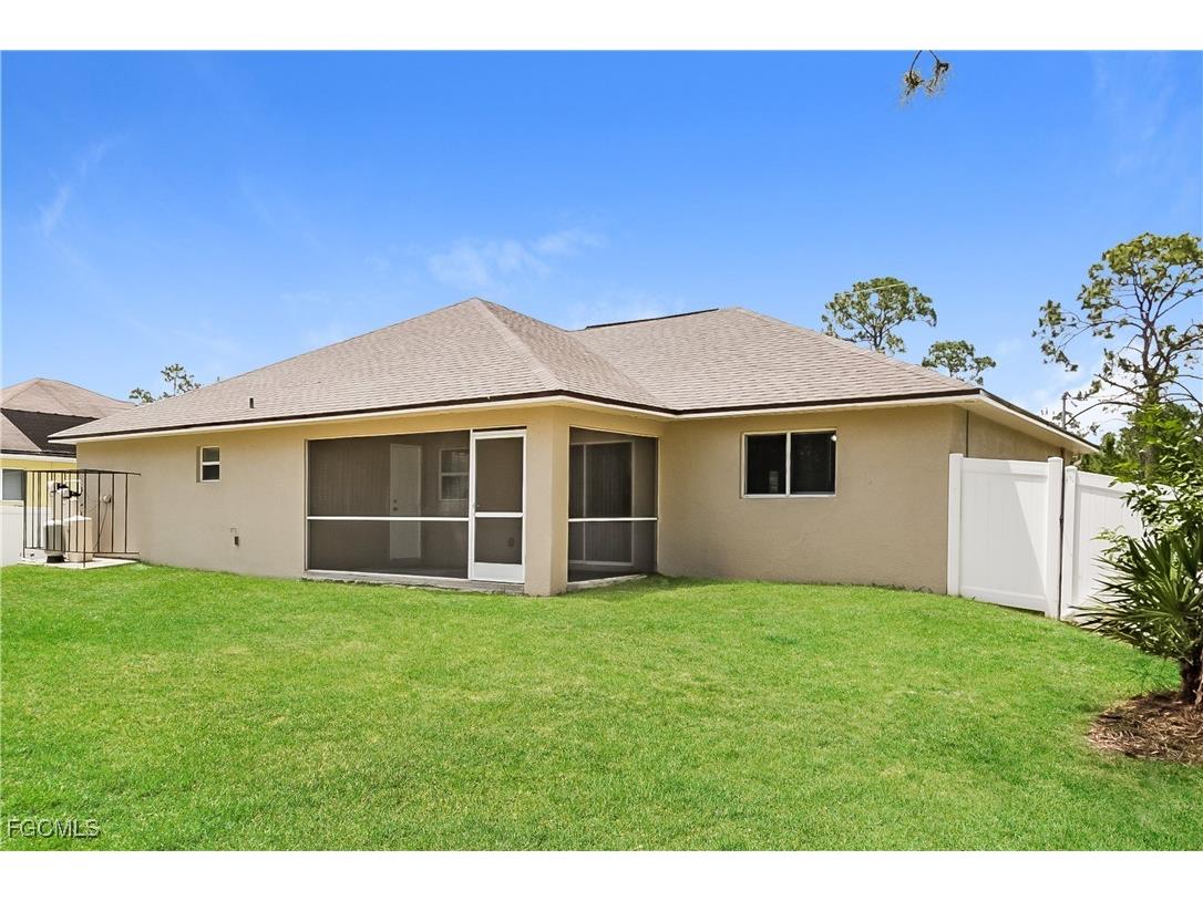 1056 Summa Boulevard Lehigh Acres FL 33974 2025013566 image16