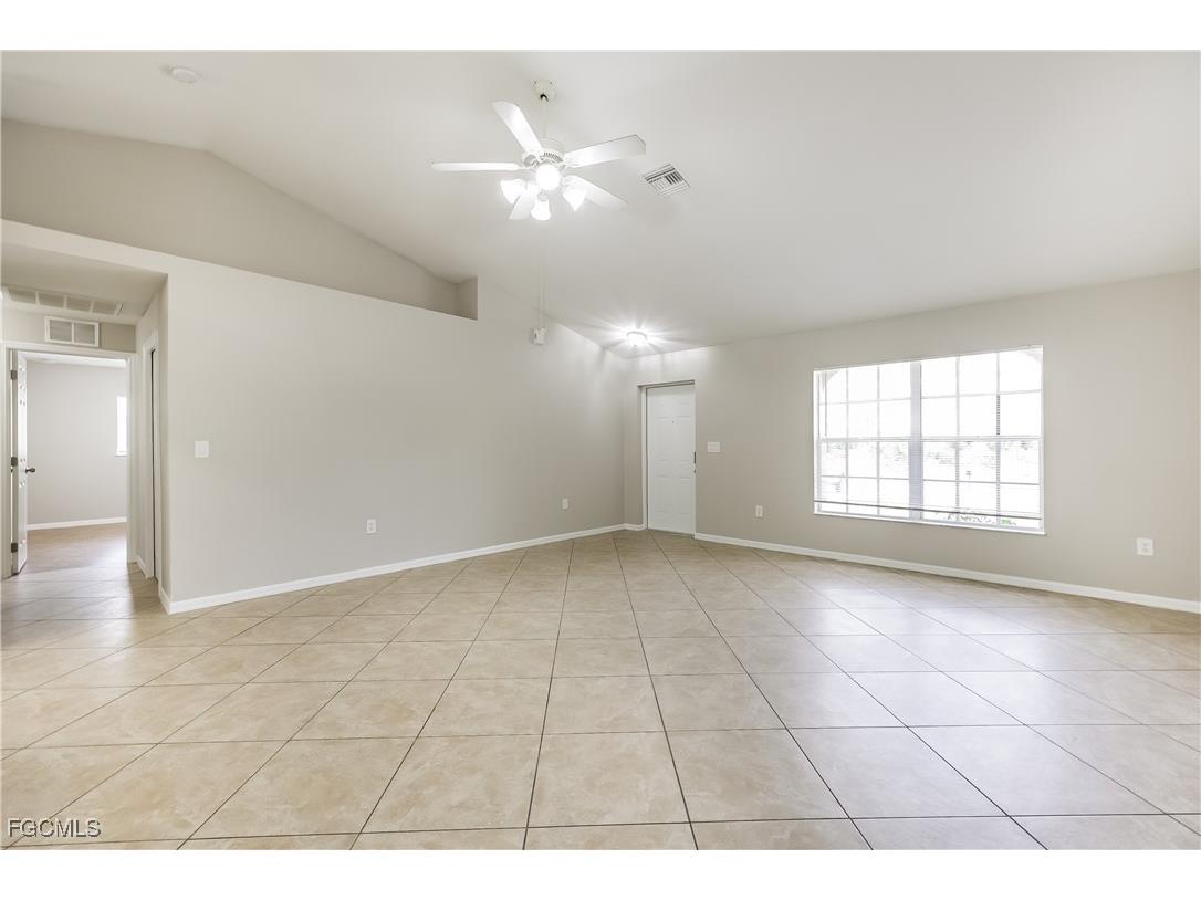 1056 Summa Boulevard Lehigh Acres FL 33974 2025013566 image2