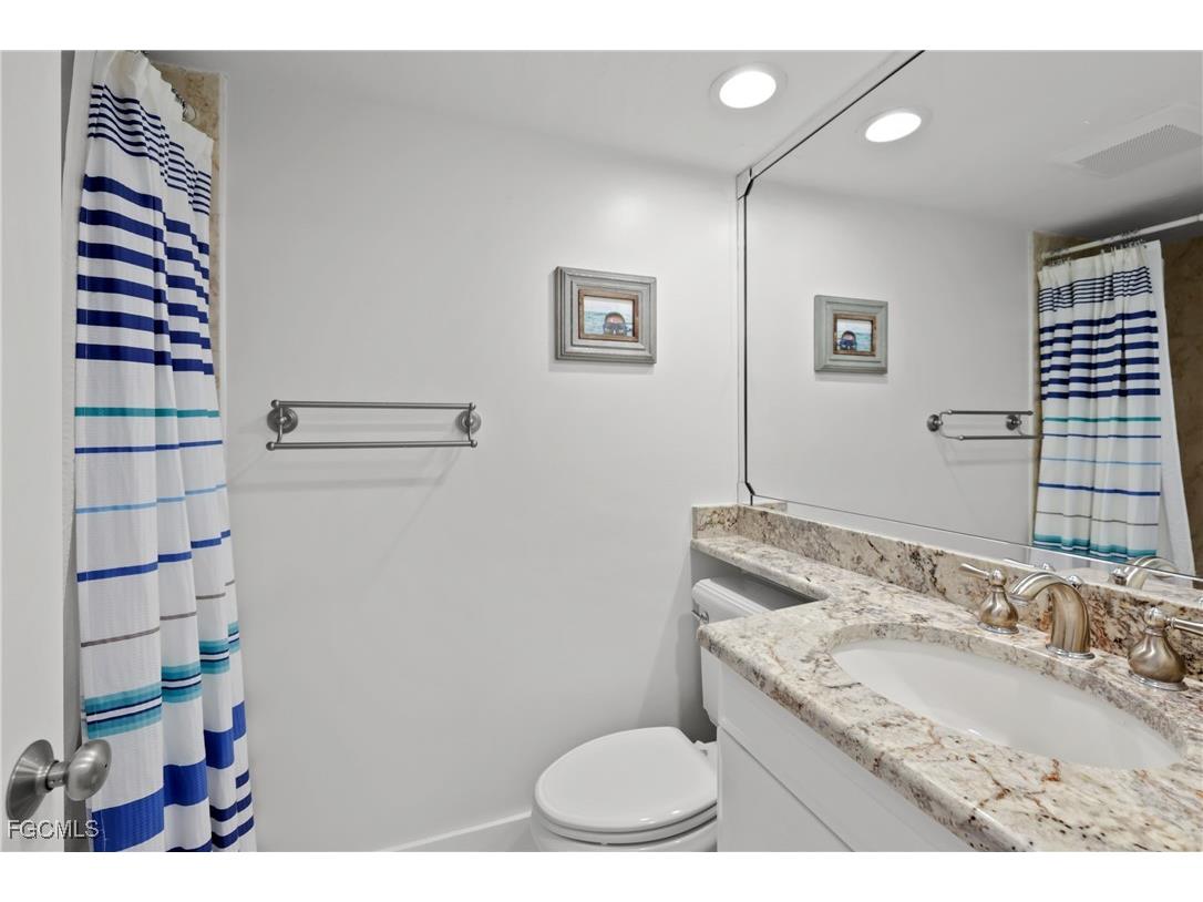 10562 Gulf Shore Drive #101/102 Naples FL 34108 2025015927 image4