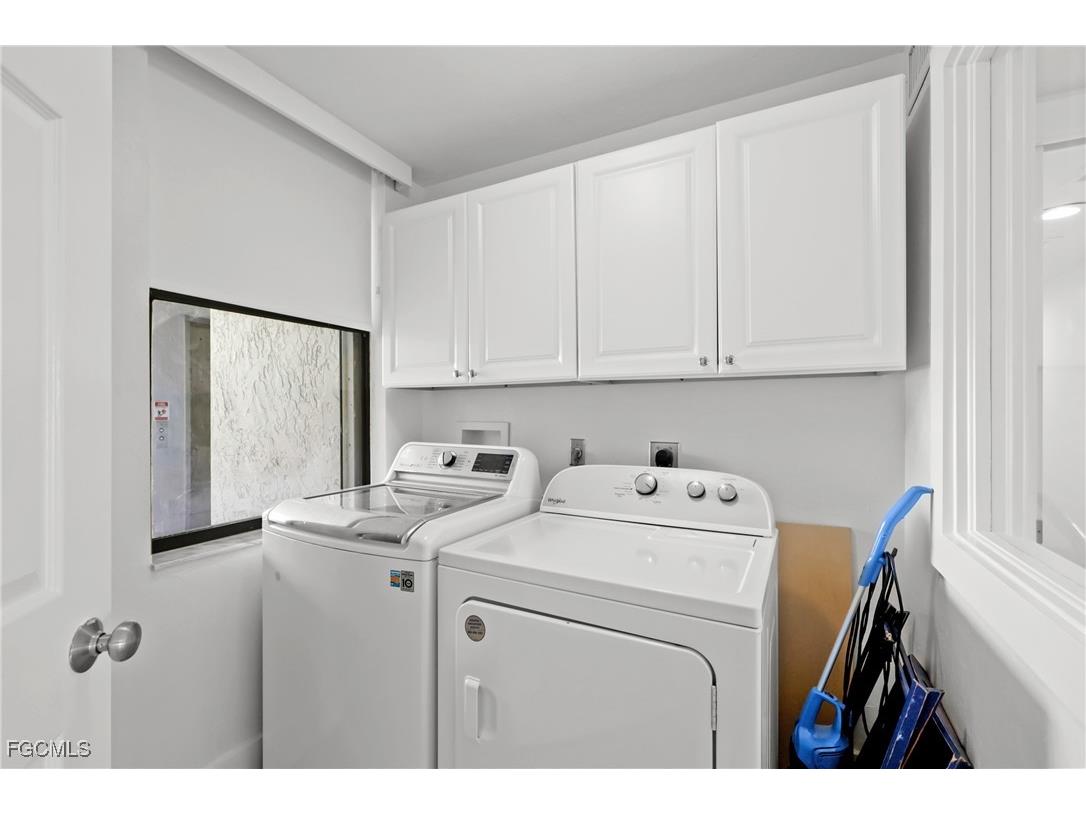 10562 Gulf Shore Drive #101/102 Naples FL 34108 2025015927 image5