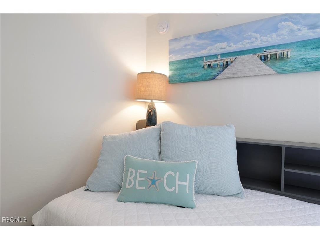 10562 Gulf Shore Drive #101/102 Naples FL 34108 2025015927 image7