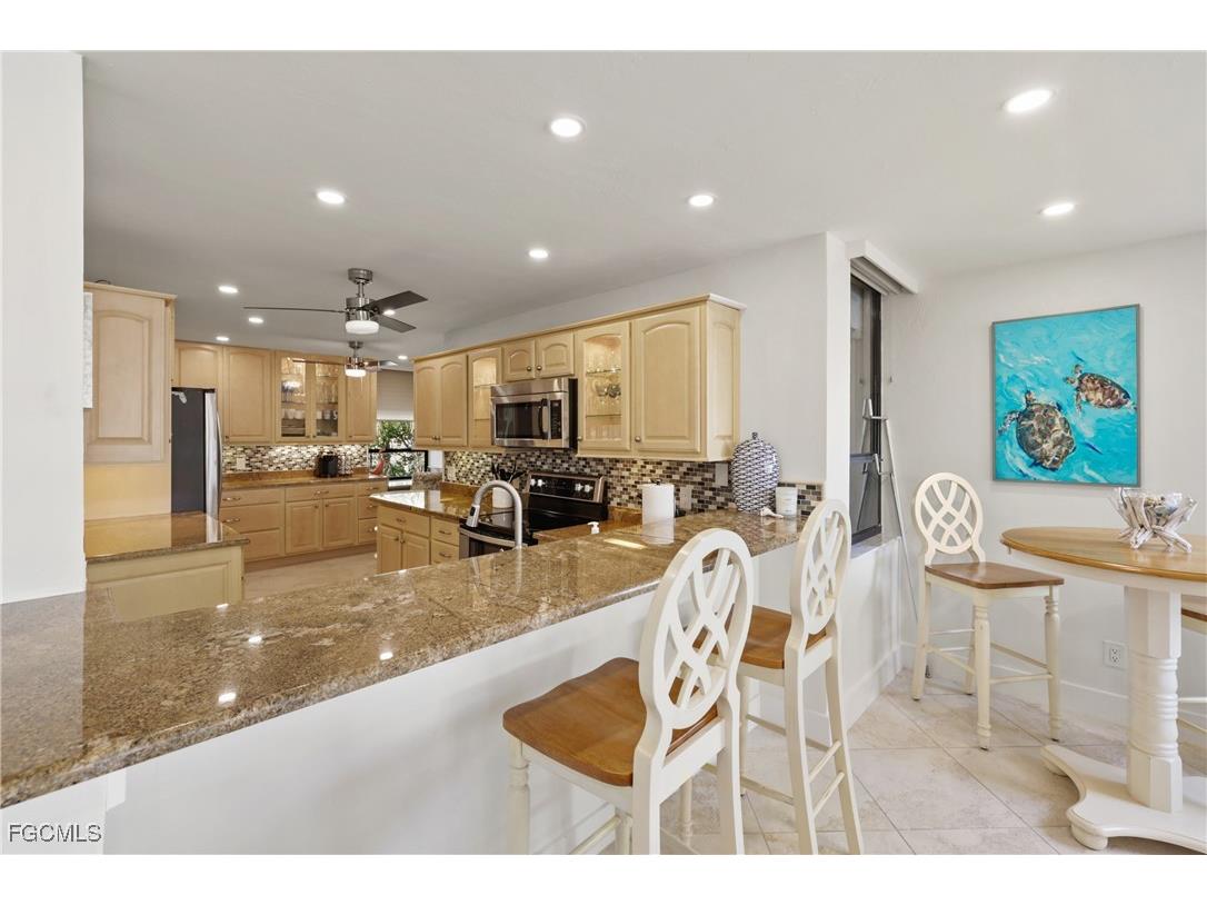 10562 Gulf Shore Drive #101/102 Naples FL 34108 2025015927 image9