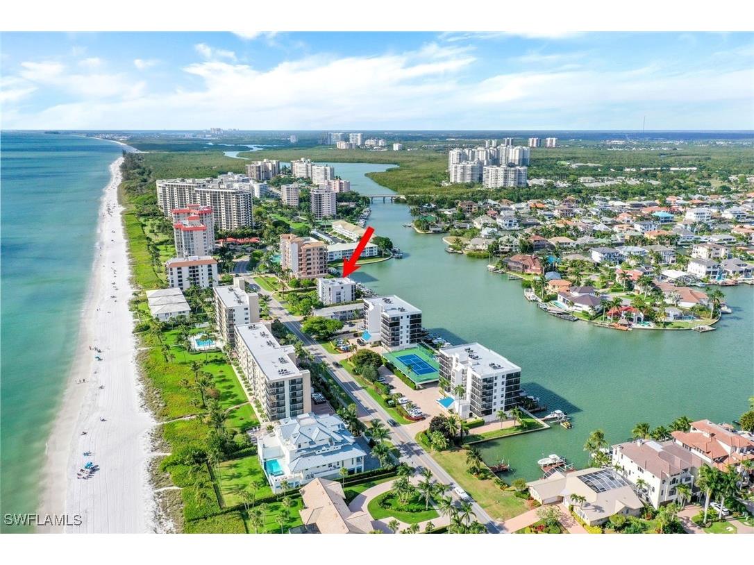 10562 Gulf Shore Drive #402 Naples FL 34108 225050220 image1