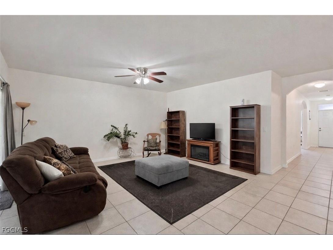 10564 Canal Brook Lane Lehigh Acres FL 33936 2025013057 image16